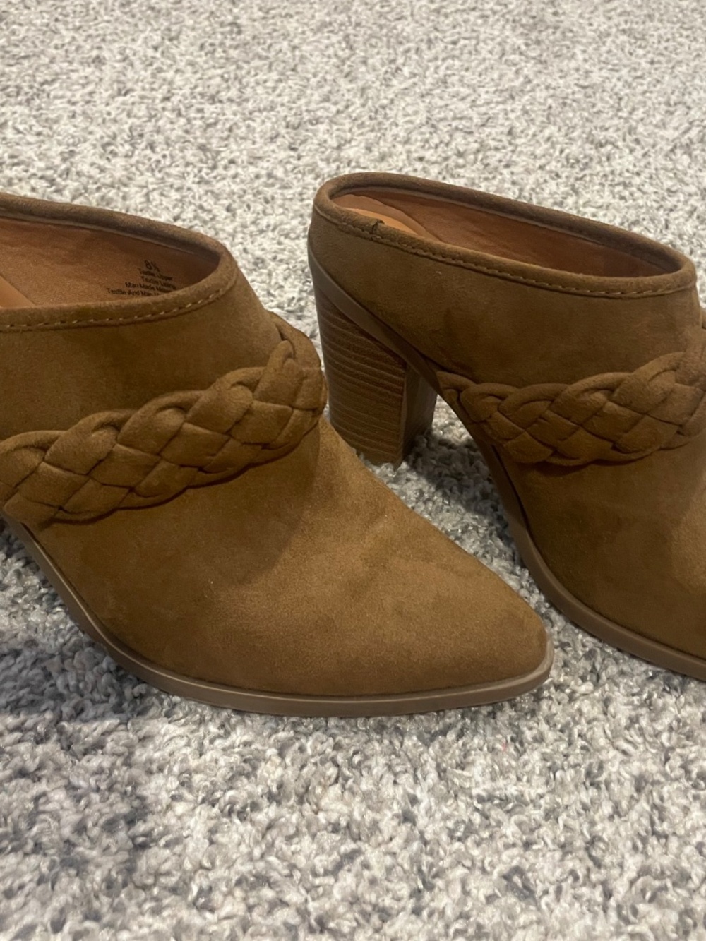 Boots - Picture 3 of 6